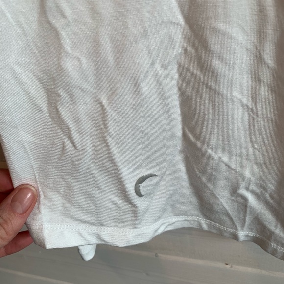 Zyia | BNWOT White Long Sleeve Top - Picture 5 of 6